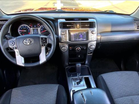 Used 2017 Toyota 4Runner SR5 Premium image 14