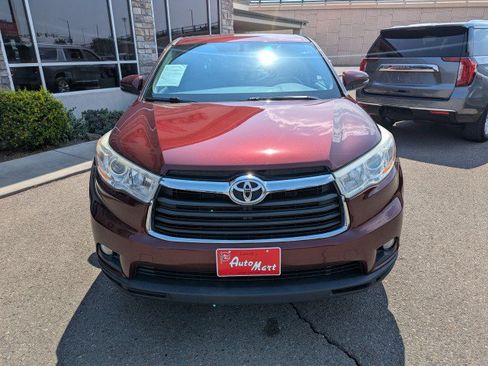 Used 2014 Toyota Highlander Plus AWD/4WD image 7