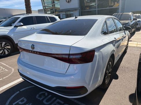 Certified 2025 Volkswagen Jetta S image 3