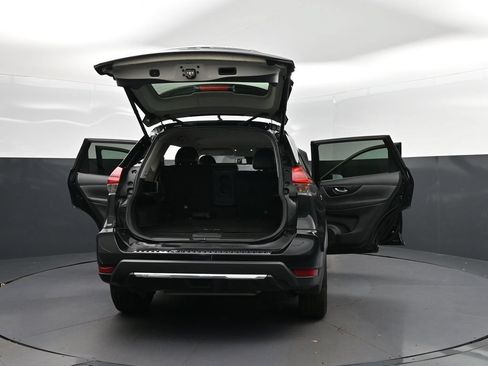Used 2018 Nissan Rogue SL FWD image 51