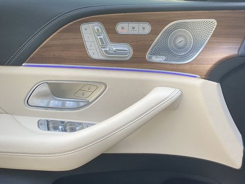 Certified 2024 Mercedes-Benz GLE 450 4MATIC image 17