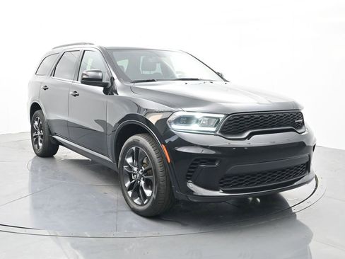 Used 2023 Dodge Durango GT w/ Blacktop Package image 3