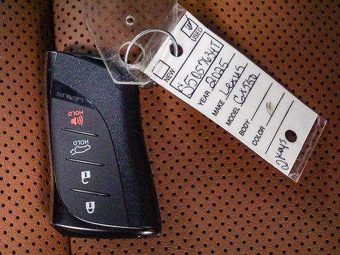 Used 2025 Lexus GX 550 image 29