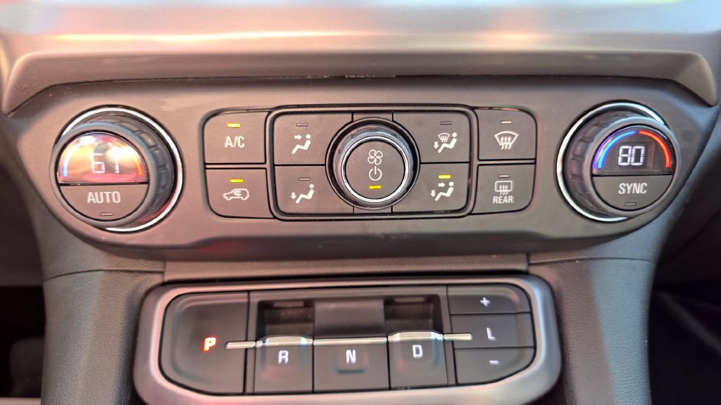 Used 2021 GMC Acadia AT4 AWD/4WD image 36