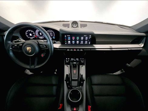 Used 2025 Porsche 911 Carrera image 17