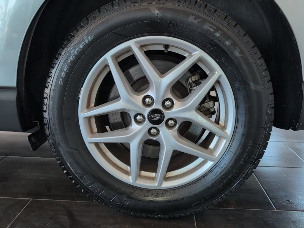 Used 2024 Ford Edge SEL AWD/4WD image 10