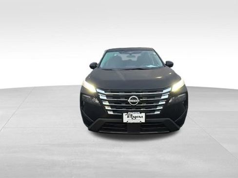 Used 2024 Nissan Rogue S image 7