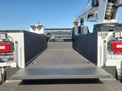 New 2024 Ford F550 4x4 SuperCab Super Duty image 15