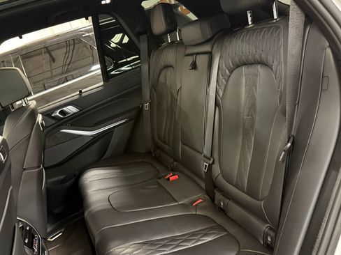 Used 2026 BMW X5 xDrive40i image 18