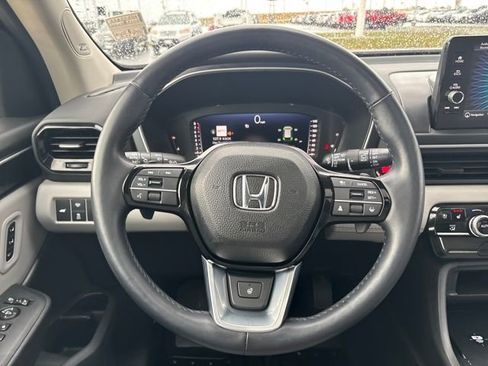 Used 2023 Honda Pilot Elite image 14
