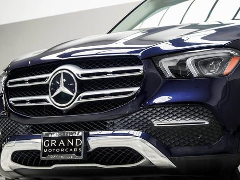 Used 2022 Mercedes-Benz GLE 350 4MATIC w/ Premium Package image 2