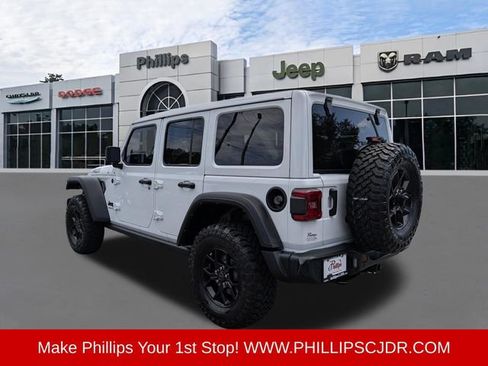 Used 2024 Jeep Wrangler Unlimited Sport AWD/4WD image 5