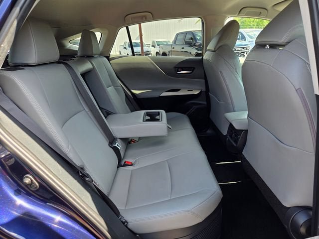 Used 2024 Toyota Venza XLE AWD/4WD image 19