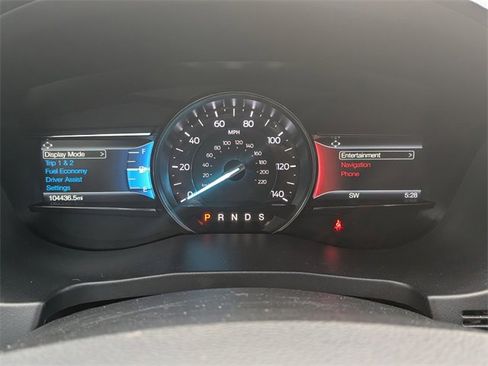 Used 2018 Ford Explorer XLT w/ Equipment Group 202A image 17