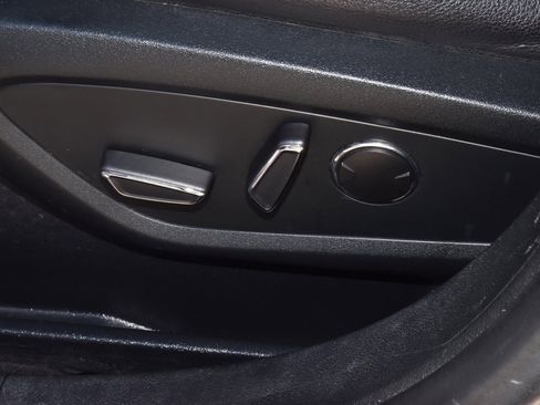 Used 2022 Lincoln Nautilus FWD w/ Premium Package image 35