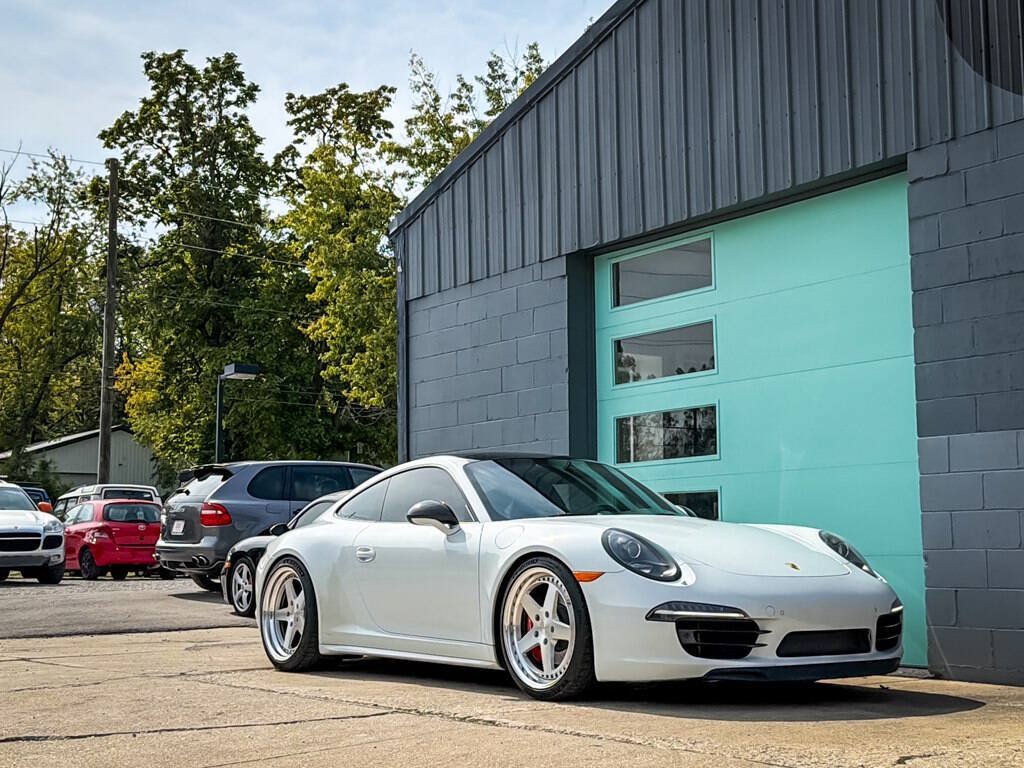 Used 2015 Porsche 911 Carrera 4S AWD/4WD image 12