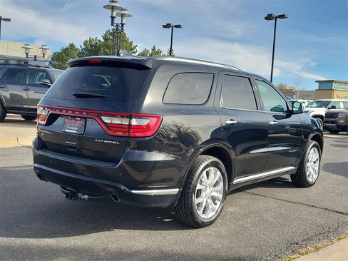 Used 2018 Dodge Durango Citadel w/ Premium Entertainment Group image 5