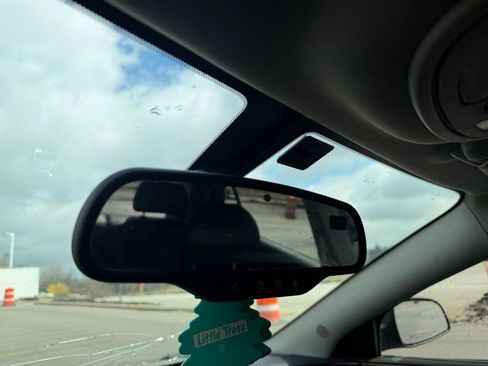 Used 2012 Chevrolet Malibu LTZ image 23