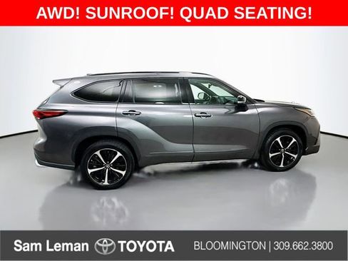 Used 2022 Toyota Highlander XSE image 8
