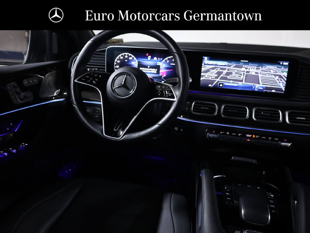 Used 2025 Mercedes-Benz GLS 450 4MATIC image 39