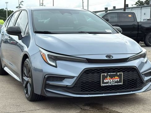Used 2023 Toyota Corolla SE FWD image 7