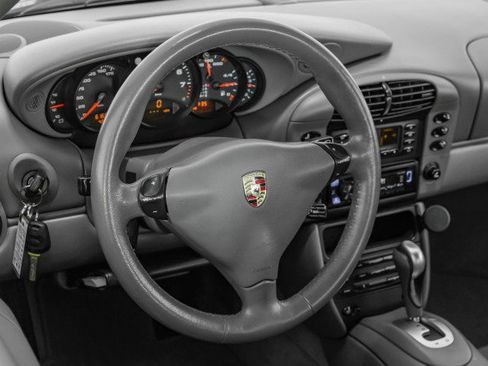 Used 2001 Porsche 911 Carrera 4 image 11