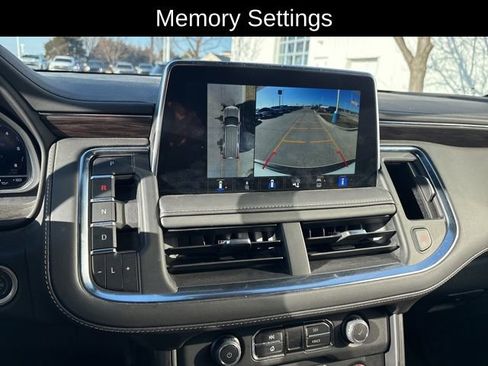 Used 2023 Chevrolet Suburban Z71 w/ Z71 Off-Road Package image 16