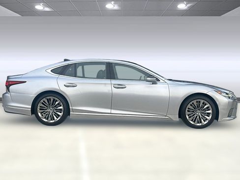 Used 2021 Lexus LS 500 w/ Interior Upgrade Package image 8