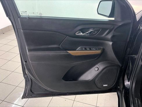 Used 2017 GMC Acadia SLE FWD image 20