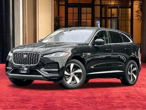 Used 2021 Jaguar F-PACE S image 2