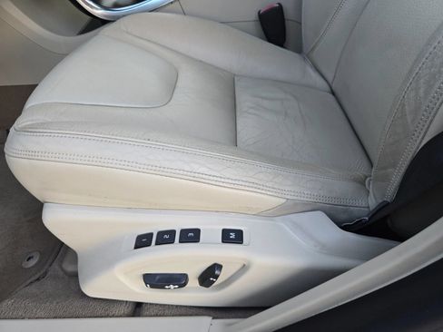 Used 2014 Volvo S60 T5 FWD image 14