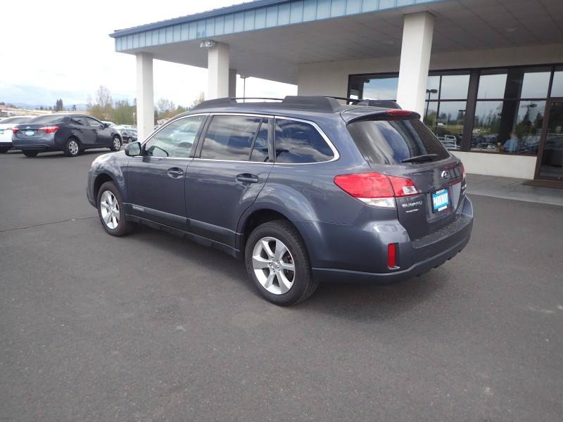 Used 2014 Subaru Outback 2.5i Limited AWD/4WD image 3