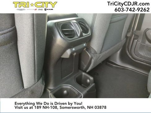 New 2025 Jeep Wrangler Sport S image 31