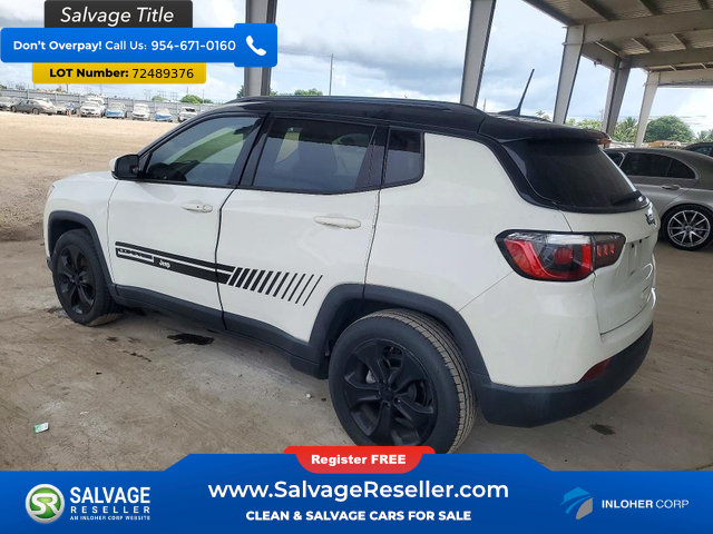 Used 2019 Jeep Compass Latitude FWD image 3