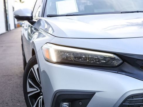 Certified 2022 Honda Civic Sport Touring image 2