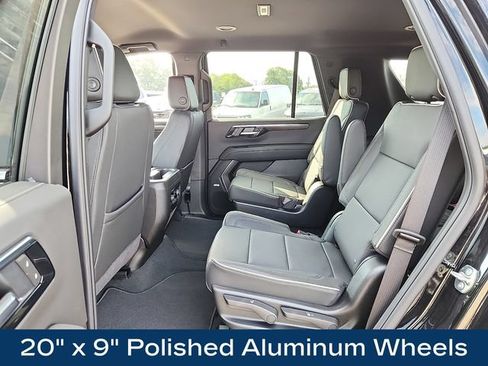 Used 2026 Chevrolet Tahoe Premier AWD/4WD image 13