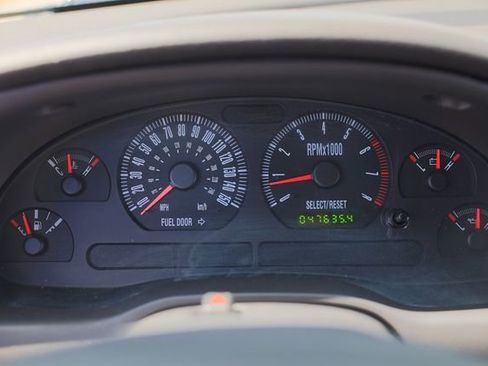 Used 2001 Ford Mustang GT image 26