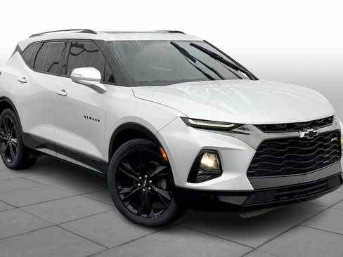 Used 2020 Chevrolet Blazer RS image 2