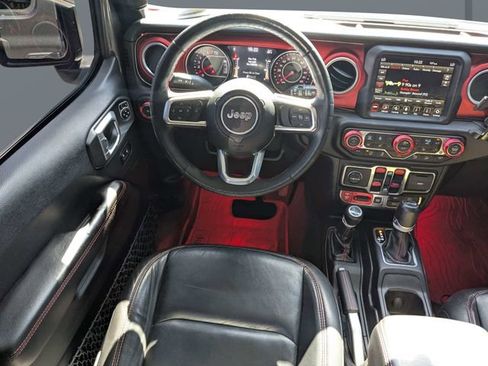 Used 2018 Jeep Wrangler Unlimited Rubicon AWD/4WD image 15