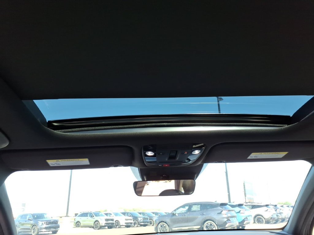 New 2026 Kia K5 GT-Line w/ GT-Line Premium Package FWD image 8