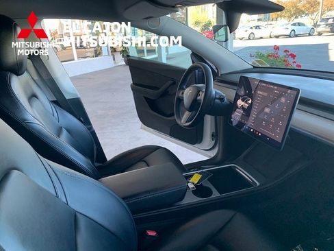 Used 2021 Tesla Model Y Long Range image 26