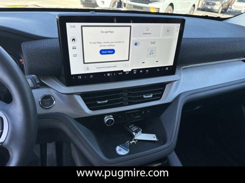 Used 2025 Ford Explorer Active w/ Active Comfort Package image 27