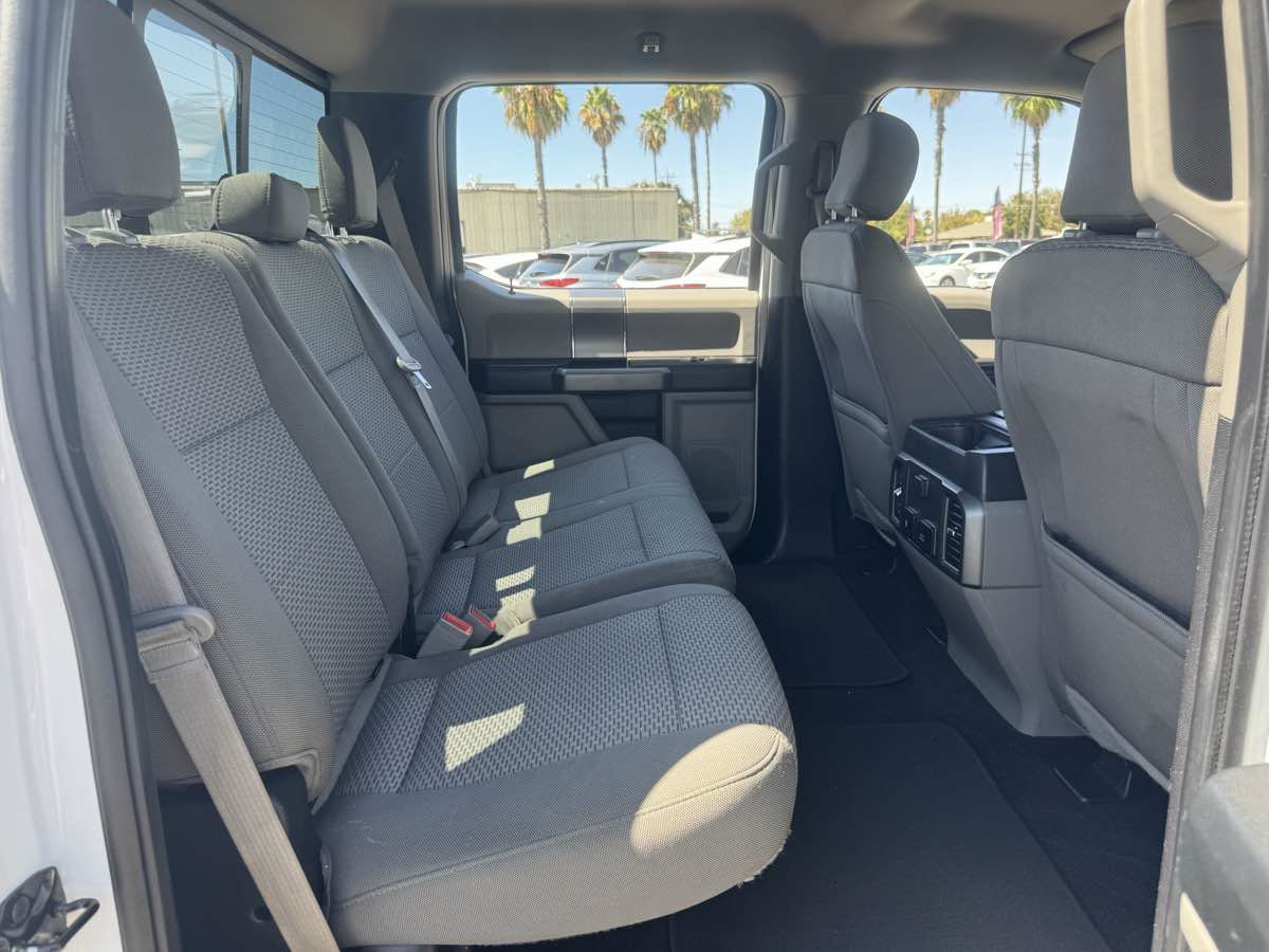 Used 2018 Ford F150 XLT w/ Equipment Group 302A Luxury AWD/4WD image 17