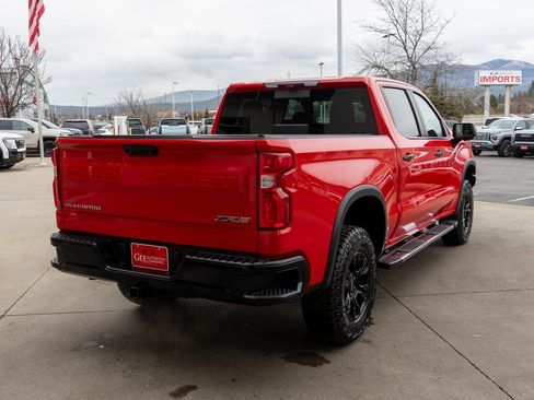 Used 2022 Chevrolet Silverado 1500 ZR2 w/ Technology Package image 7