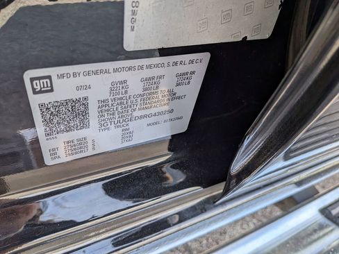 Certified 2024 GMC Sierra 1500 Denali w/ Technology Package image 29