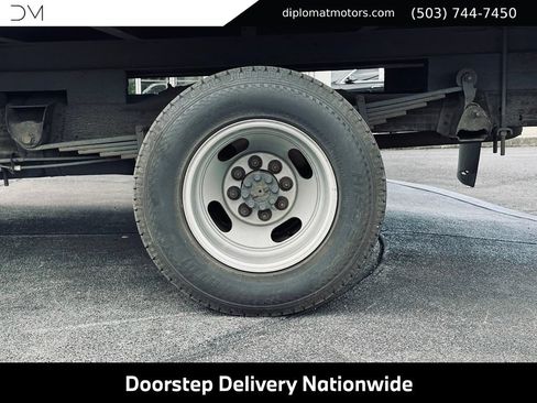 Used 2021 Chevrolet Express 4500 Extended w/ Power Convenience Package RWD image 42