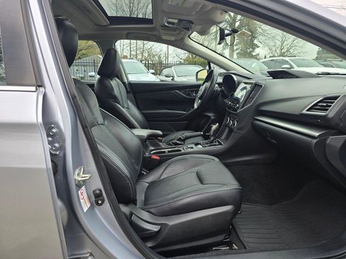 Used 2017 Subaru Impreza 2.0i Limited image 12