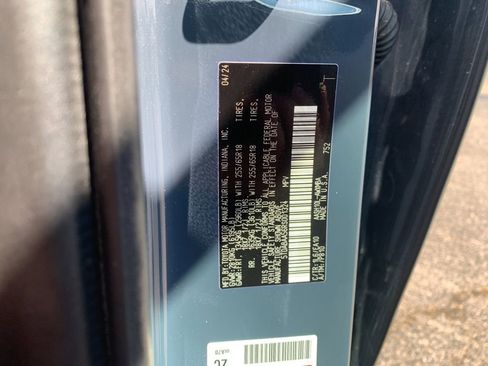 Used 2024 Toyota Grand Highlander XLE image 37