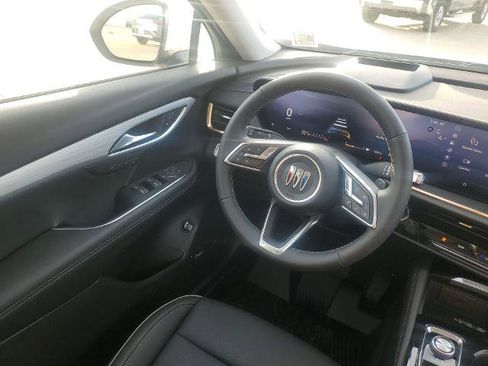 New 2026 Buick Envision Avenir image 17