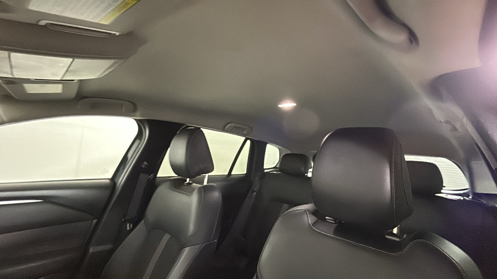 Used 2025 MAZDA CX-50 AWD 2.5 S w/ Preferred Package image 15